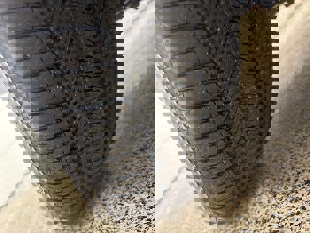 Used 2024 GMC Terrain SLE w/ Driver Convenience Package image 35