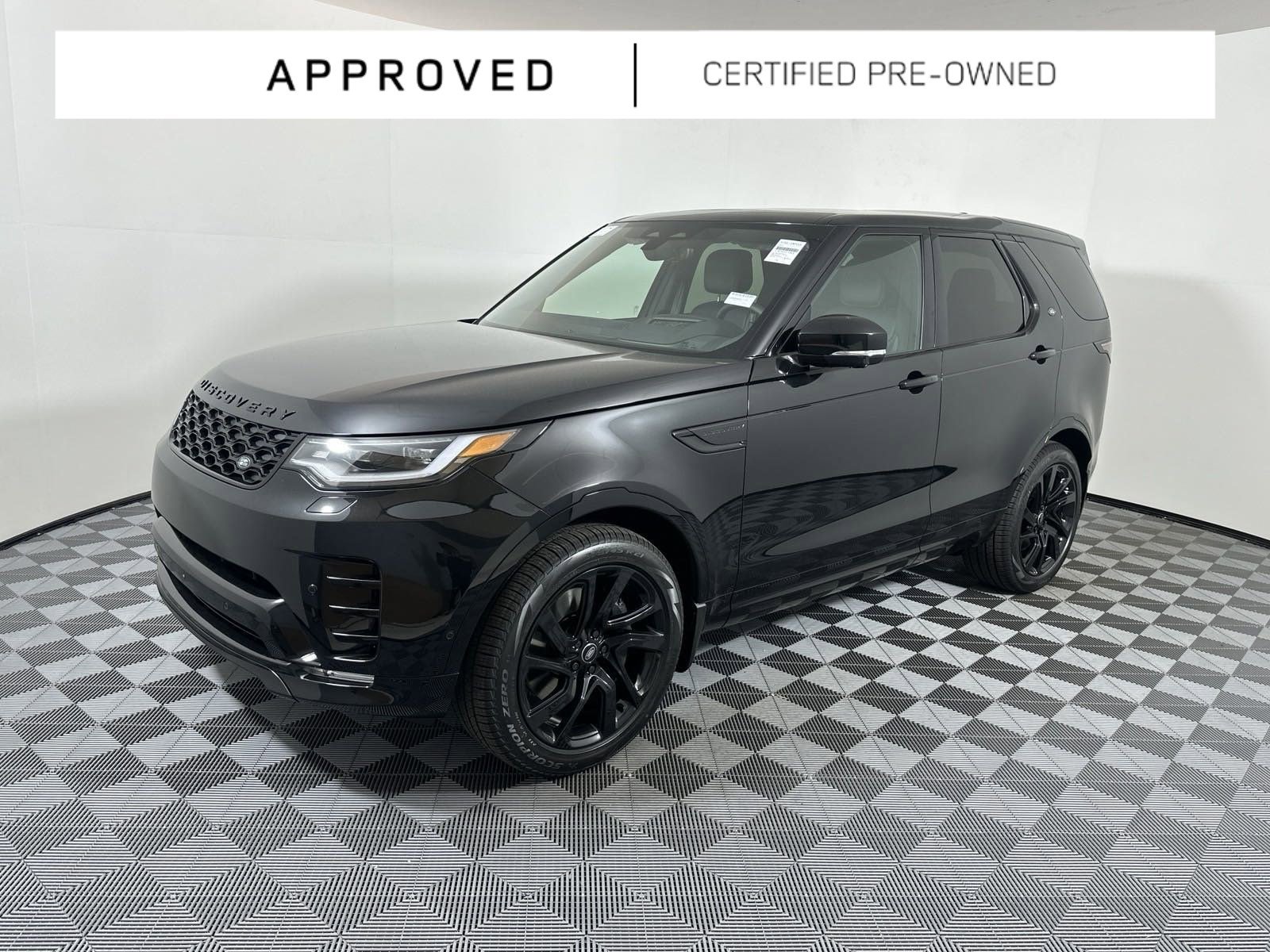 Certified 2025 Land Rover Discovery Dynamic SE