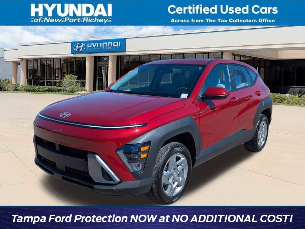 Used 2025 Hyundai Kona SE image 1