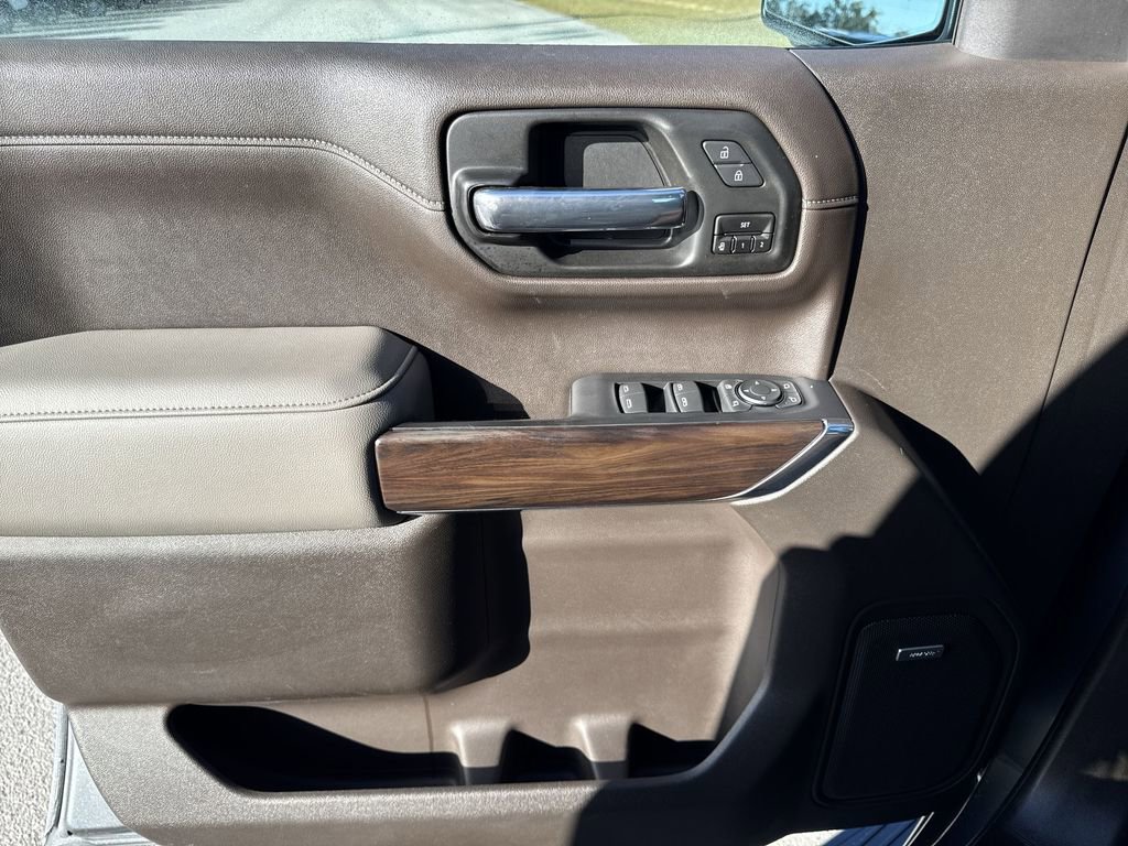 Used 2020 GMC Sierra 1500 SLT w/ SLT Premium Package image 28