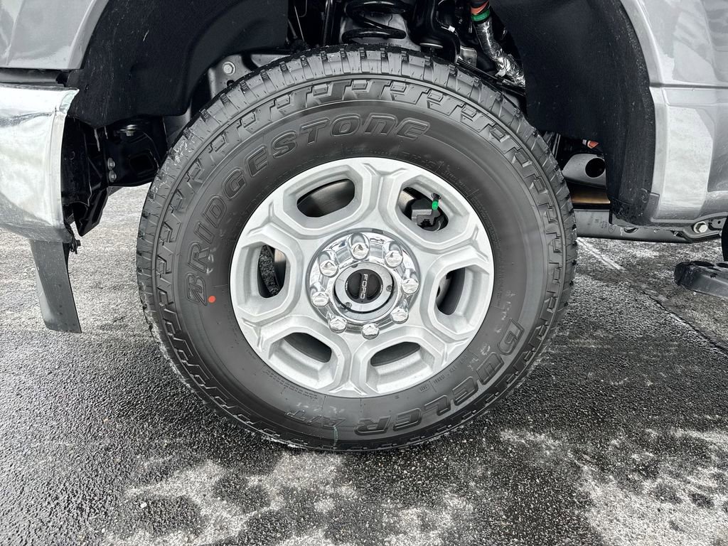 New 2026 Ford F350 XLT w/ FX4 Off-Road Package image 26