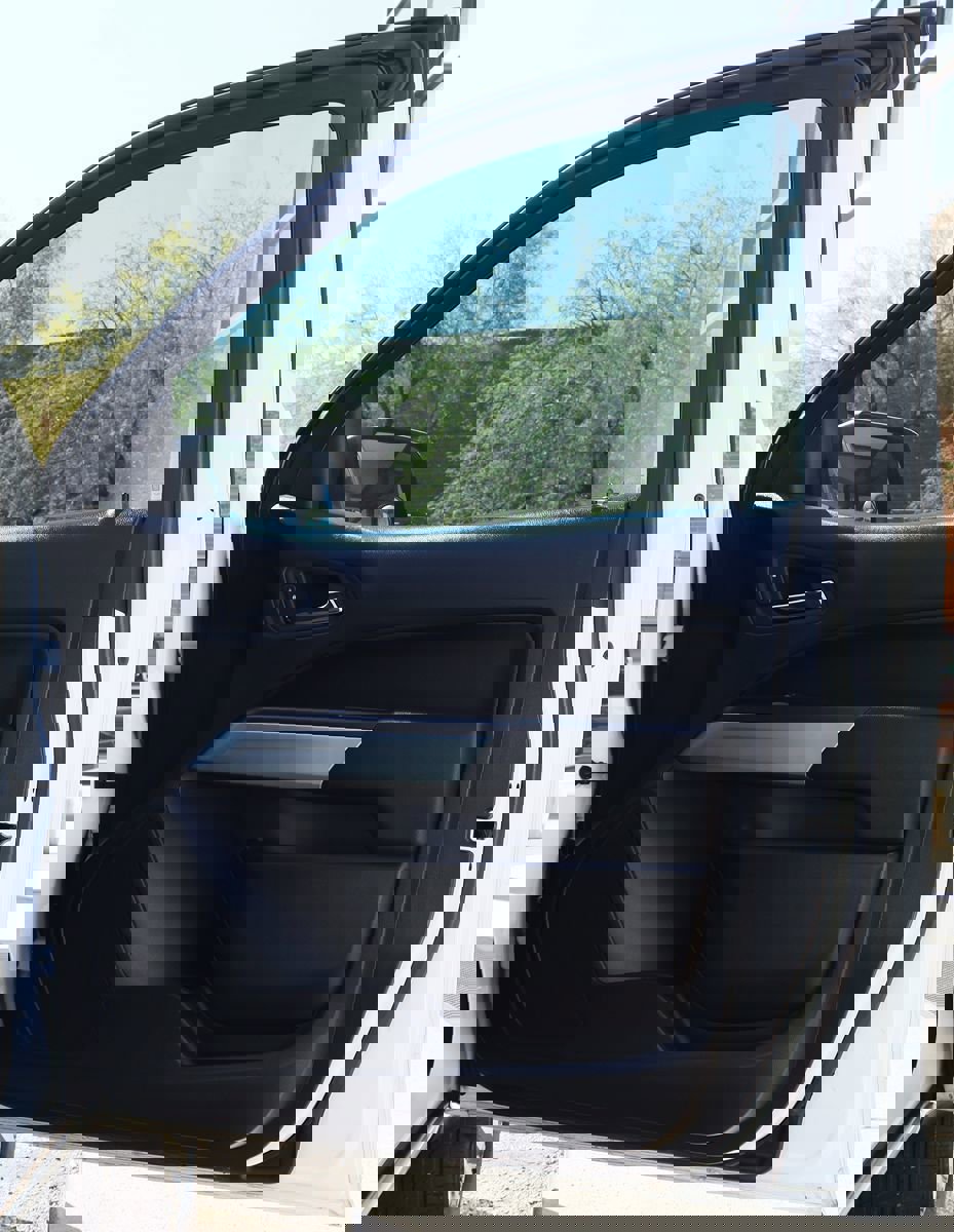 Used 2022 Chevrolet Colorado LT w/ Fleet Safety Package image 26