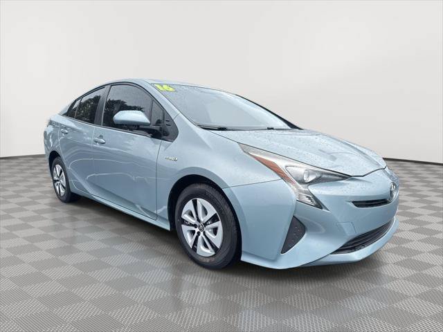 Certified 2016 Toyota Prius Two FWD image 1