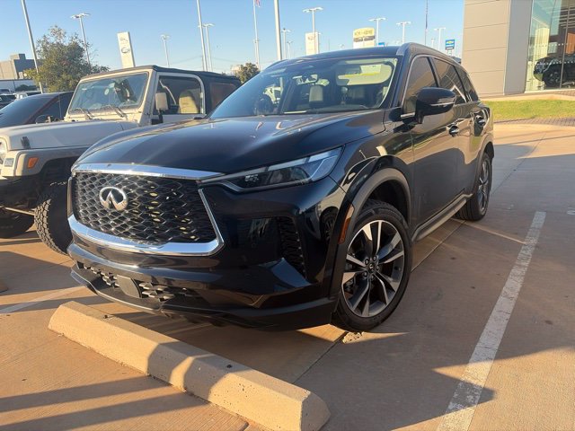 Used 2023 INFINITI QX60 Luxe w/ Cargo Package