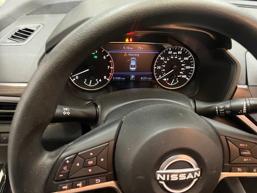 Used 2024 Nissan Altima 2.5 SV FWD image 13