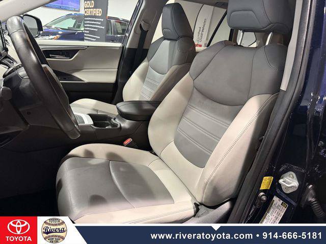 Certified 2021 Toyota RAV4 XLE Premium AWD/4WD image 14