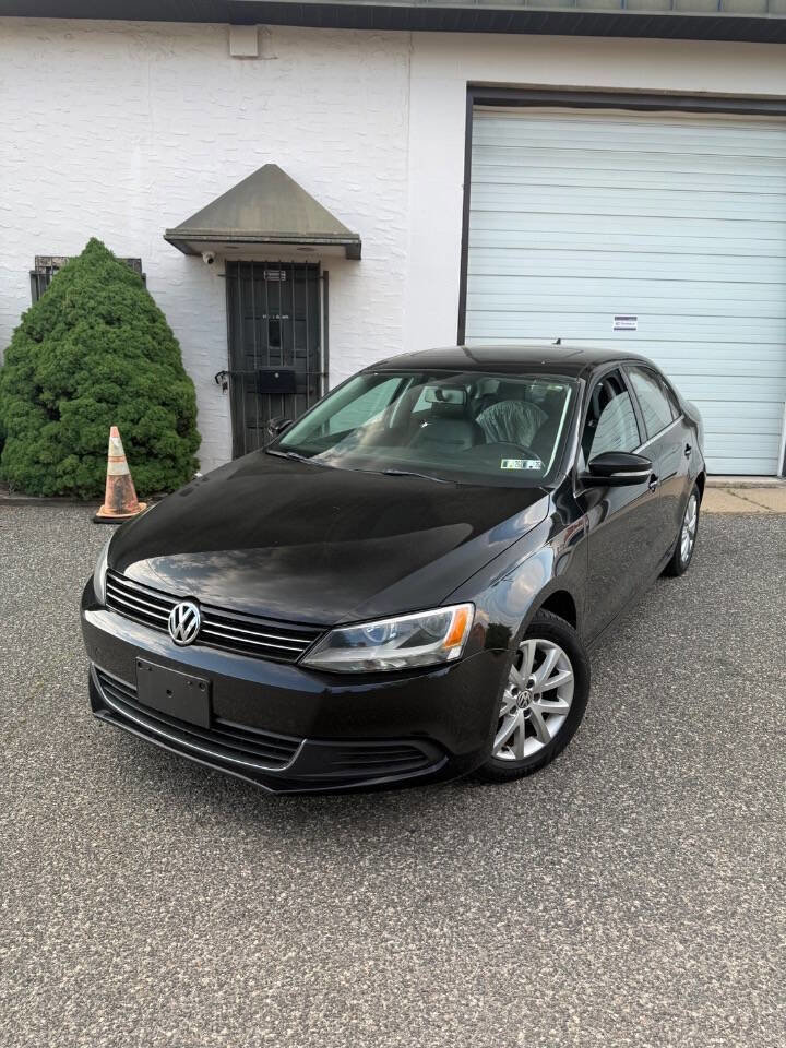 Used 2013 Volkswagen Jetta SE FWD image 2