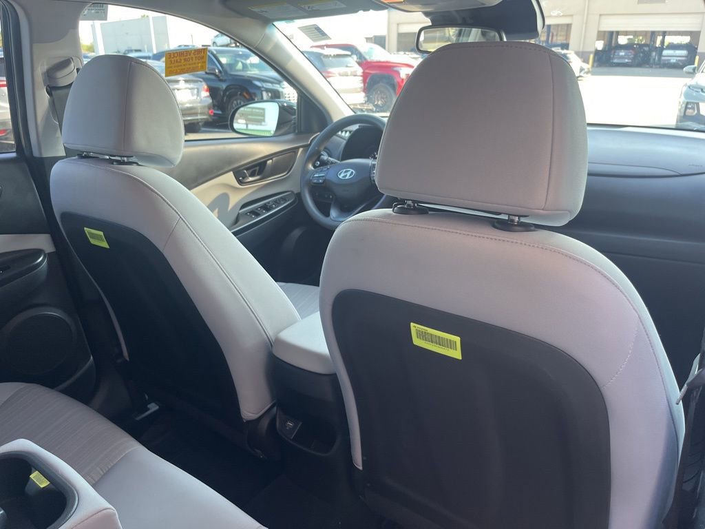 Used 2023 Hyundai Kona SEL image 19
