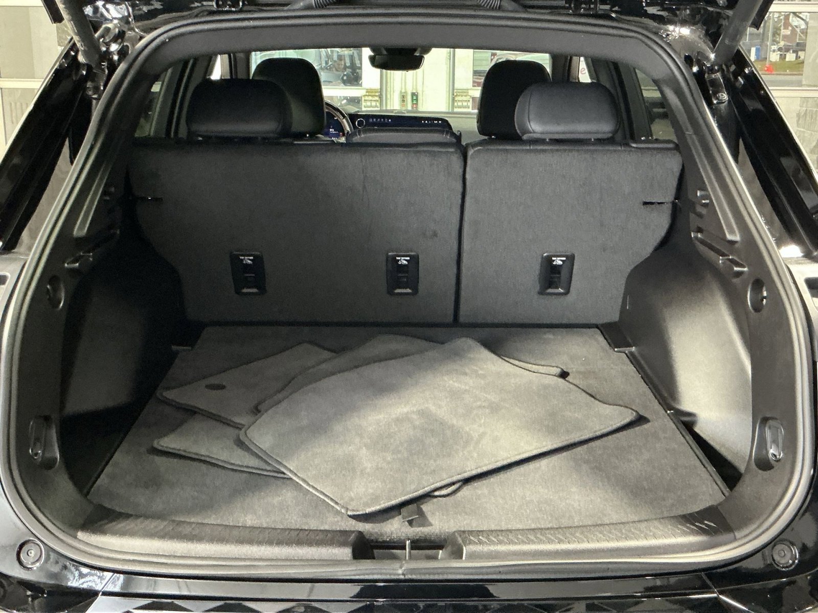 New 2025 Chevrolet Equinox EV RS w/ Active Safety Package 3 image 33