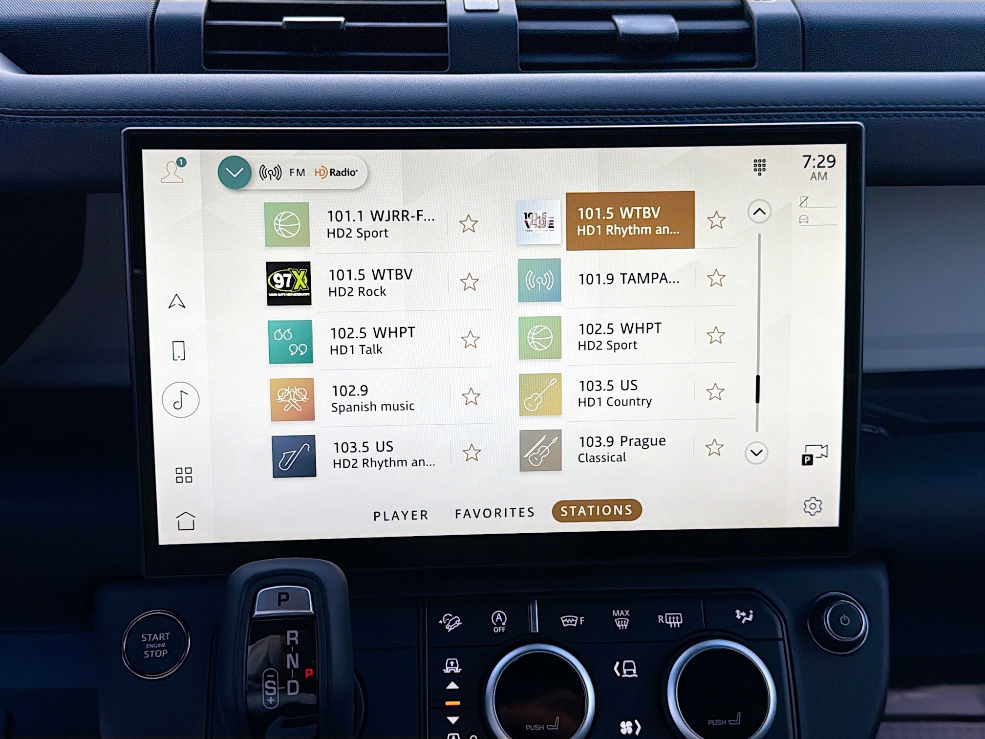 New 2026 Land Rover Defender 110 X-Dynamic SE AWD/4WD image 31