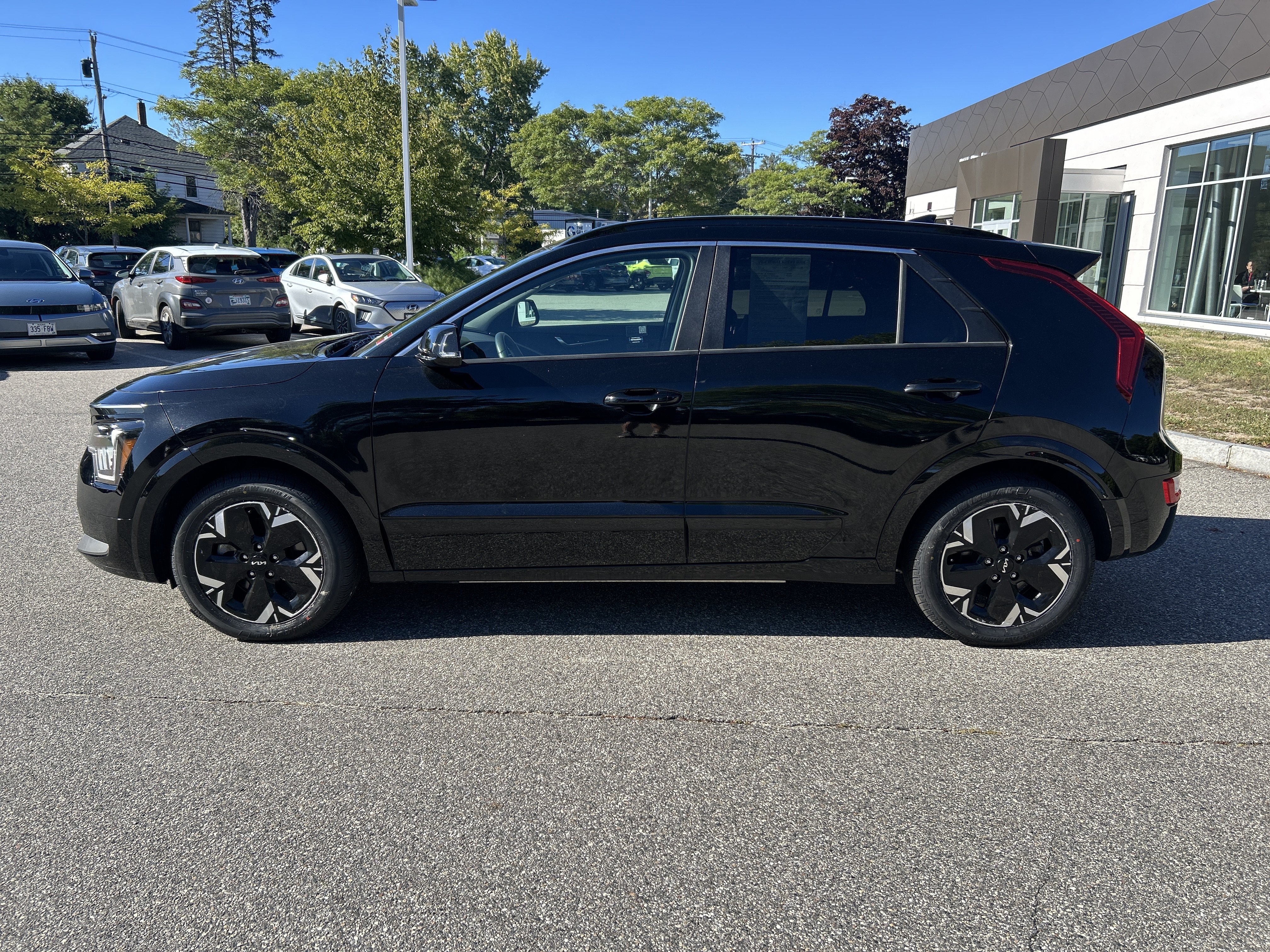 Used 2024 Kia Niro Wind FWD image 8