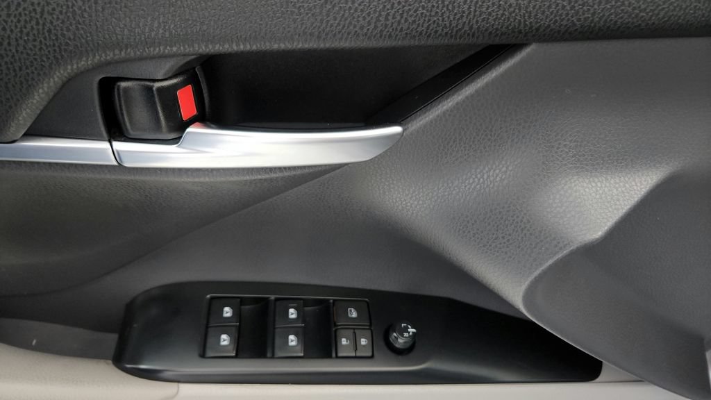 Certified 2018 Toyota Camry LE FWD image 23