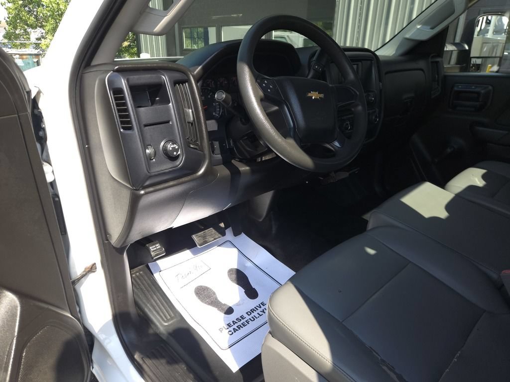 Used 2015 Chevrolet Silverado 2500 W/T RWD image 12