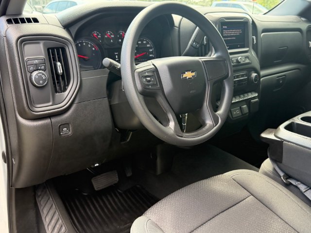 Used 2021 Chevrolet Silverado 1500 Custom RWD image 3