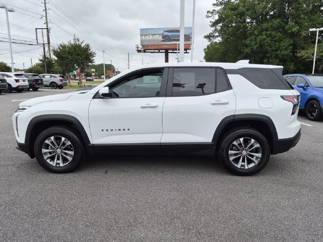 Used 2026 Chevrolet Equinox LT w/ Convenience Package II FWD image 6