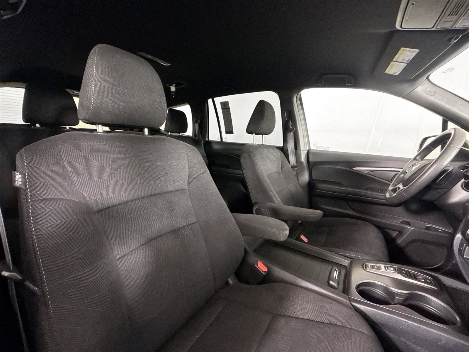 Used 2022 Honda Pilot Sport image 37