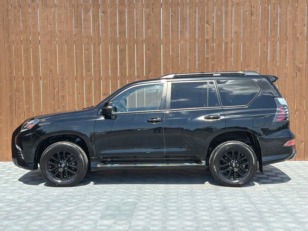 Used 2023 Lexus GX 460 w/ Black Line Special Edition image 16