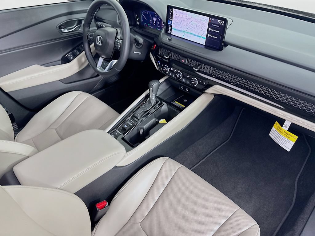 Certified 2025 Honda Accord Touring image 39