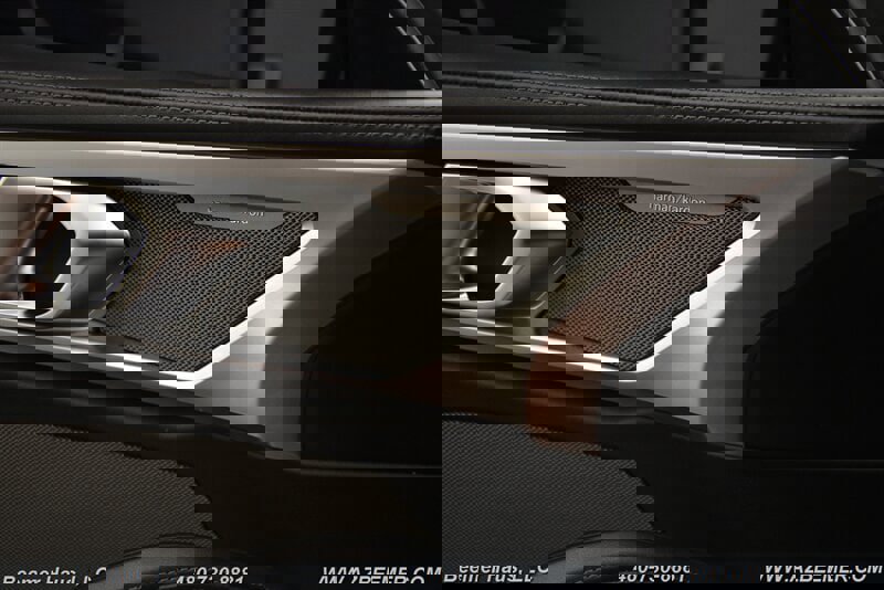 Used 2020 BMW M8 Coupe image 31