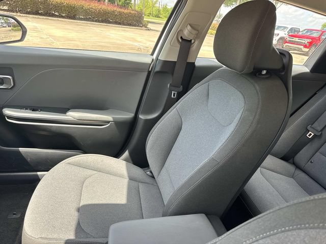 Used 2025 Kia K4 FWD image 21