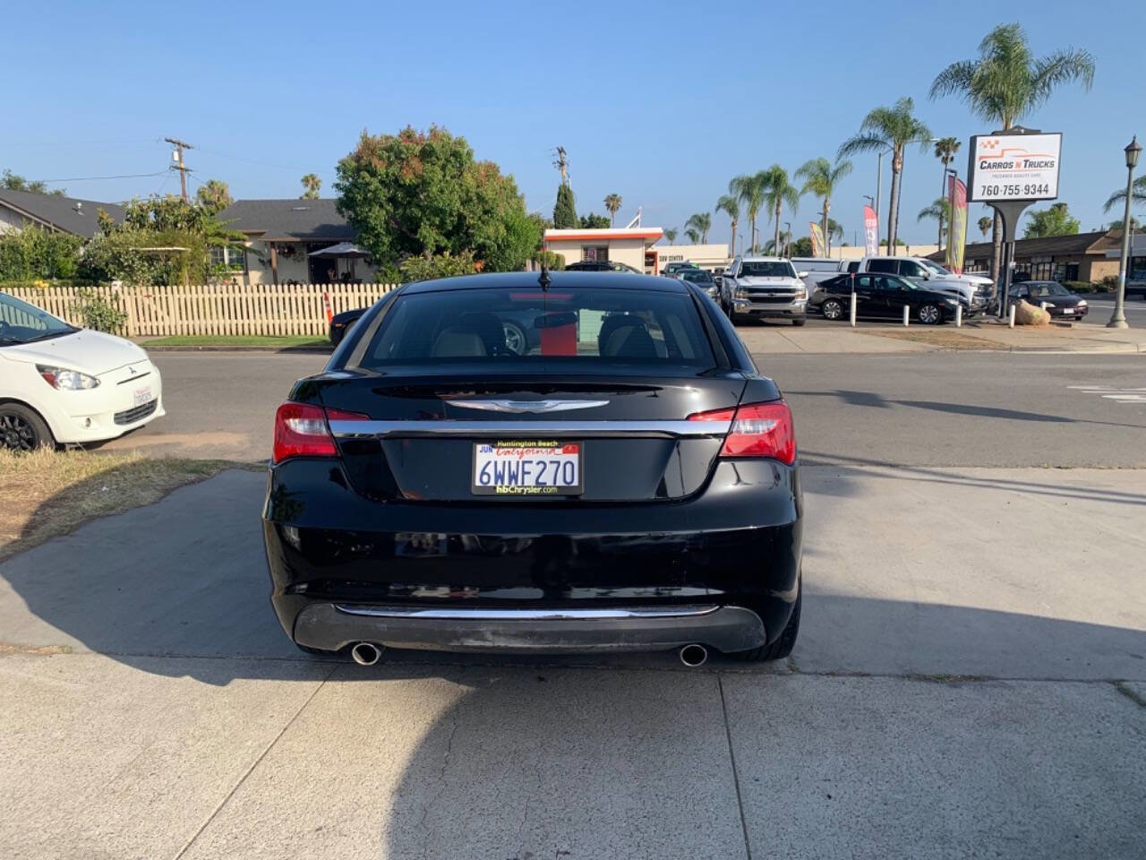 Used 2012 Chrysler 200 Limited FWD image 7