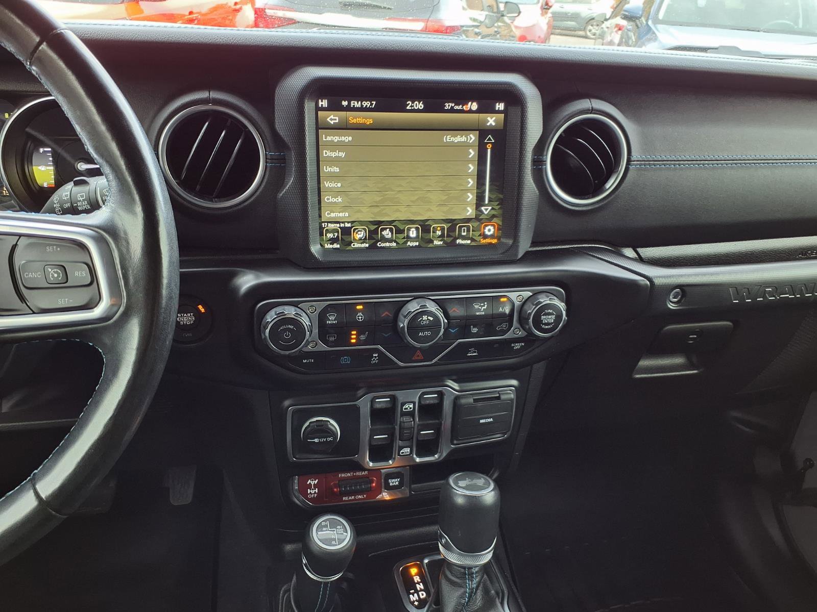 Used 2022 Jeep Wrangler Unlimited Rubicon 4xe w/ Cold Weather Group image 15