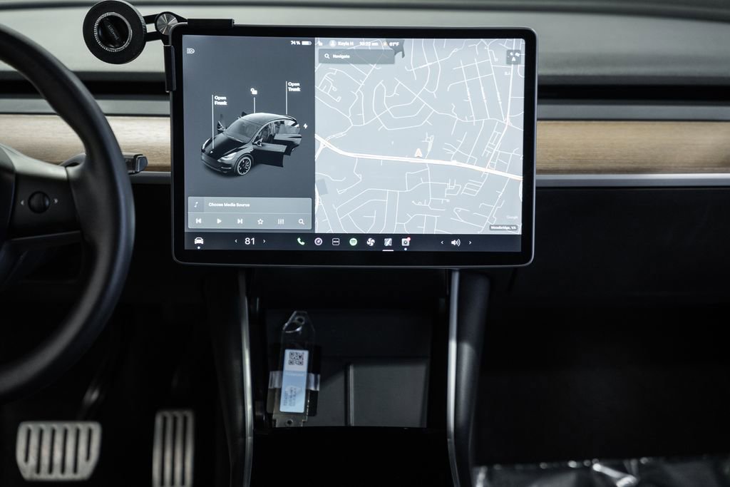 Used 2020 Tesla Model Y Performance image 28