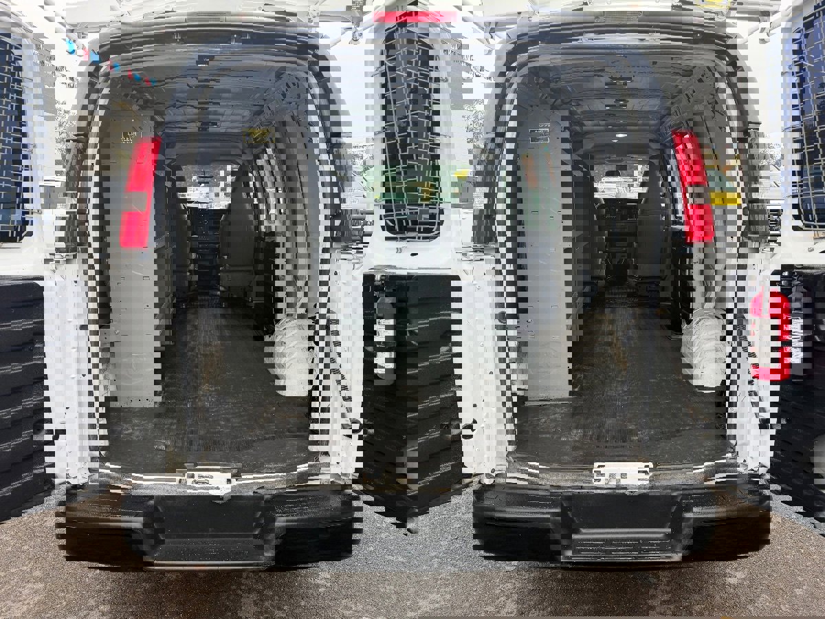 Used 2022 Chevrolet Express 2500 w/ Driver Convenience Package image 13