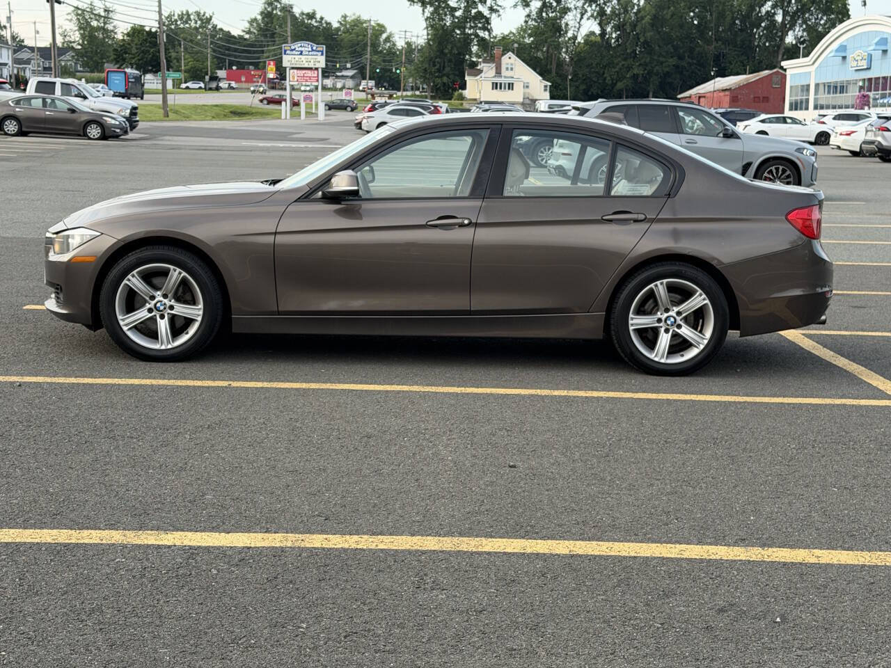 Used 2014 BMW 328i xDrive Sedan AWD/4WD image 8