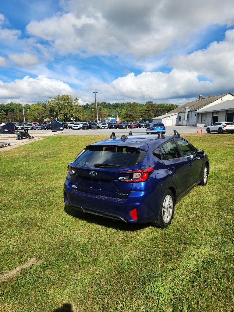 Used 2025 Subaru Impreza 2.0i AWD/4WD image 11