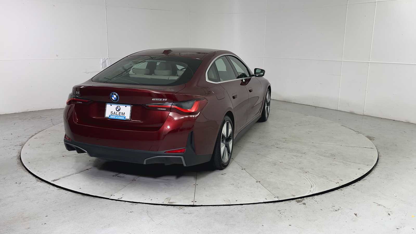 Certified 2023 BMW i4 eDrive35 image 2