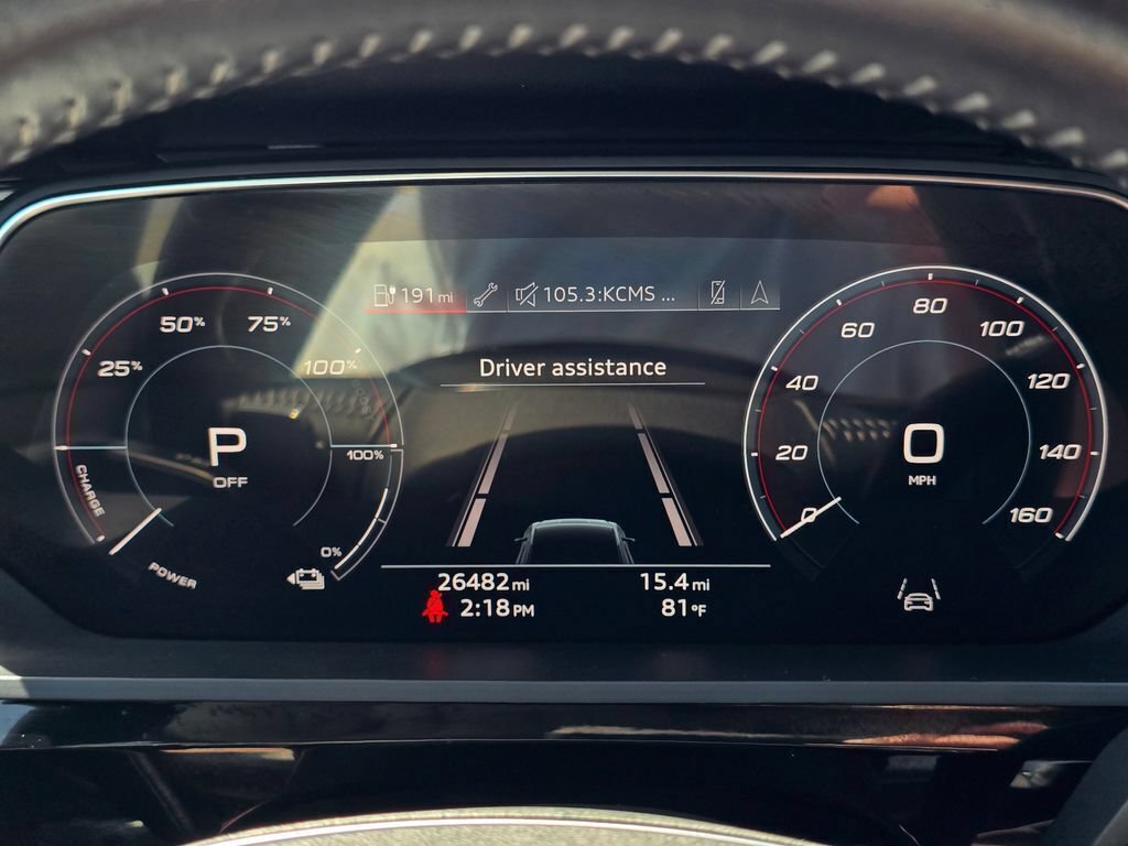 Used 2021 Audi e-tron Premium w/ Convenience Plus Package AWD/4WD image 30