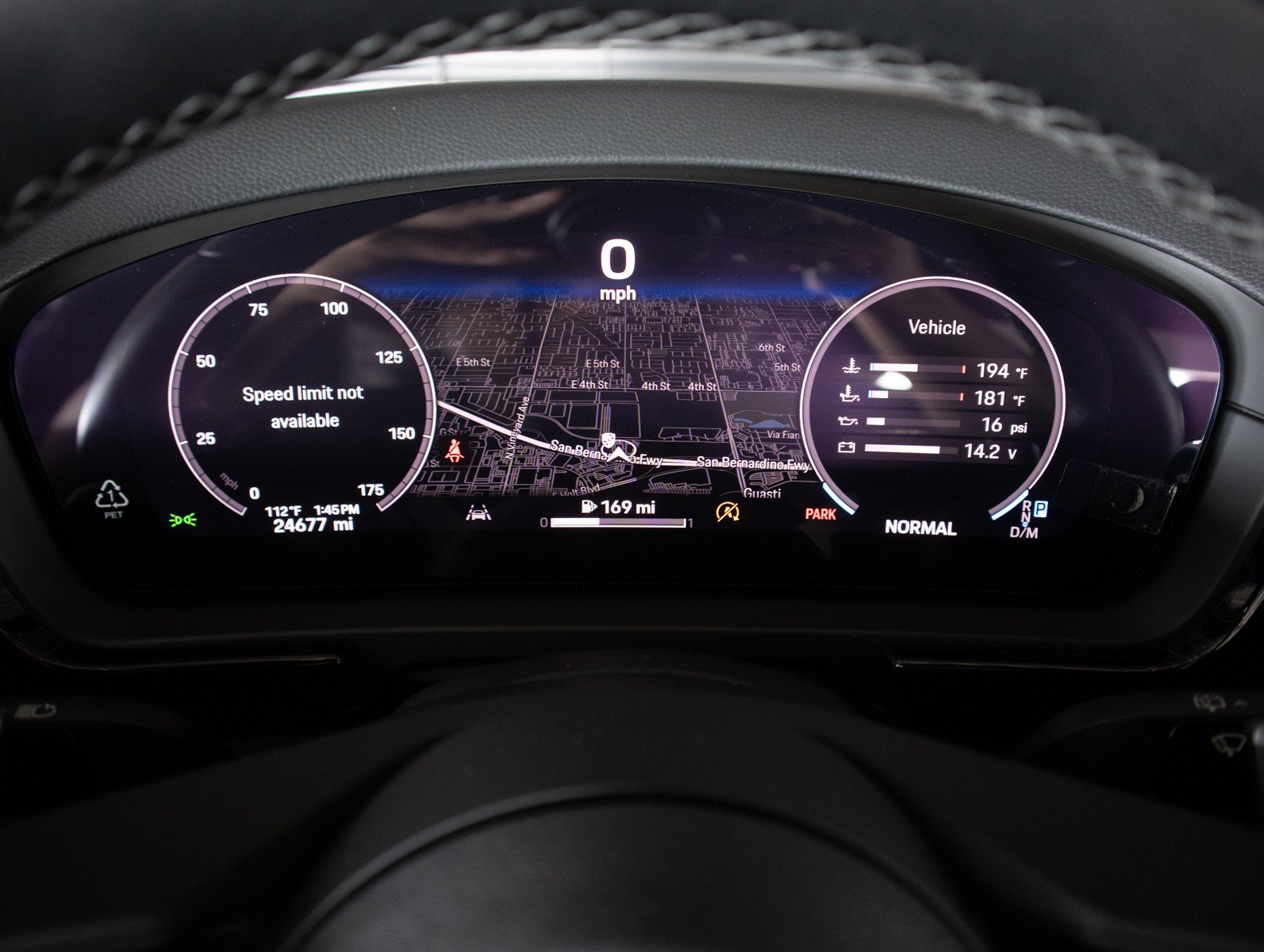 Certified 2024 Porsche Cayenne AWD/4WD image 17