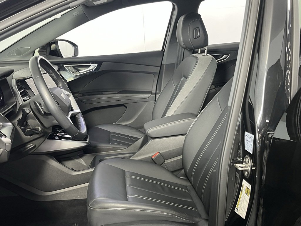 Used 2023 Audi Q4 e-tron Prestige image 14