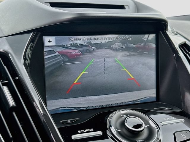 Used 2016 Ford Escape Titanium w/ Equipment Group 301A AWD/4WD image 14