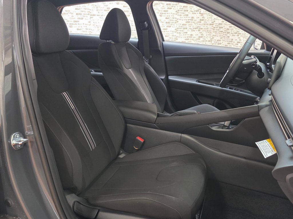 New 2026 Hyundai Elantra Sport image 12