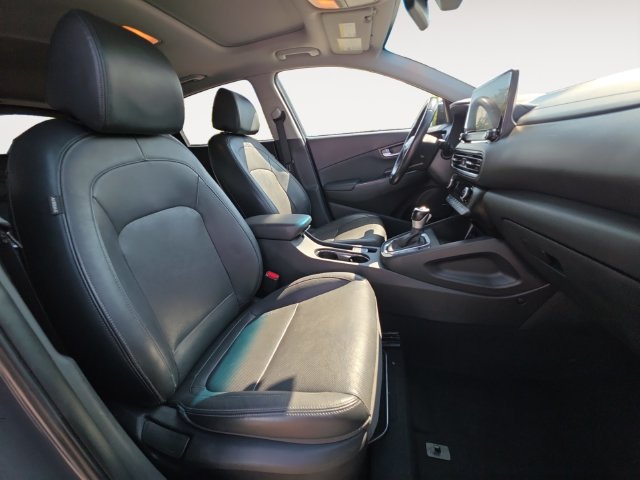 Used 2023 Hyundai Kona Limited FWD image 15