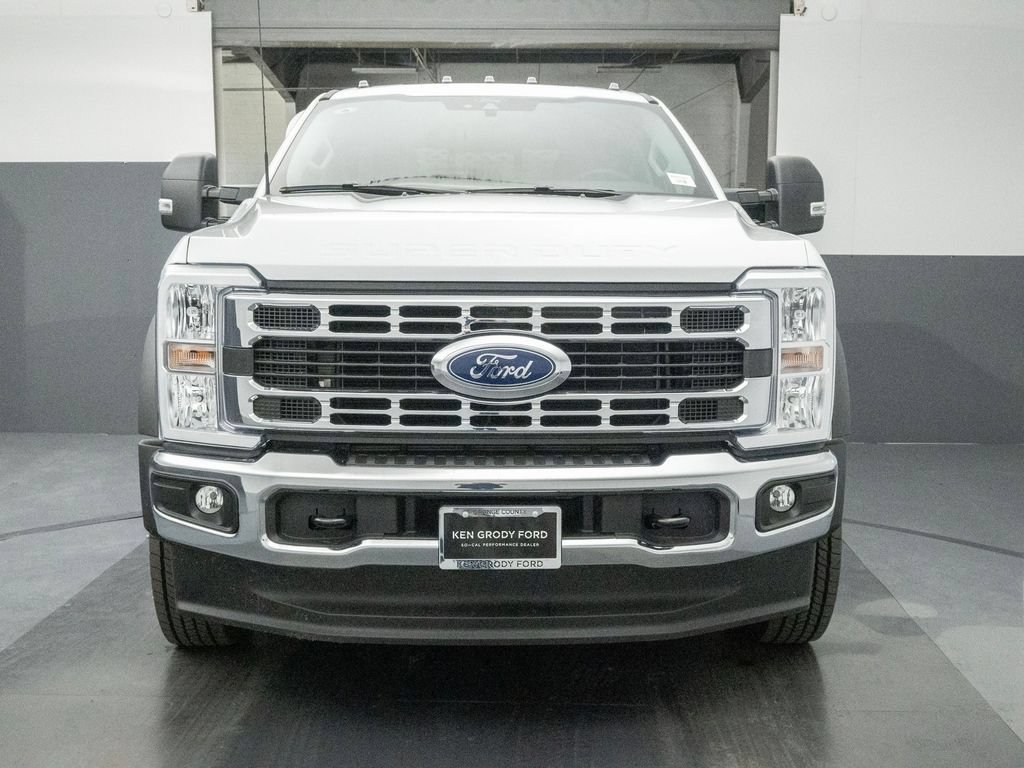 New 2026 Ford F450 XL w/ XL Chrome Package RWD image 4