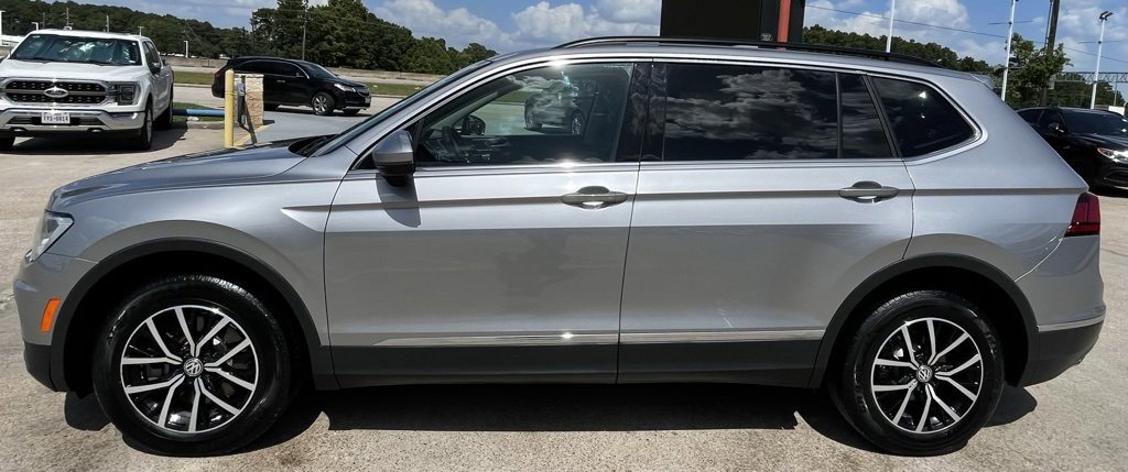 Used 2021 Volkswagen Tiguan SE image 7