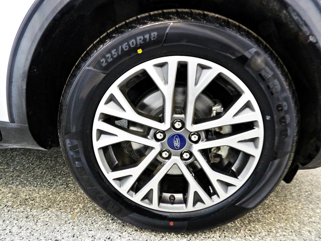 Used 2020 Ford Escape SEL image 23