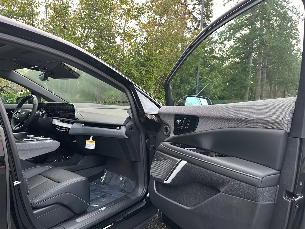 New 2026 Cadillac Optiq Sport 2 image 11