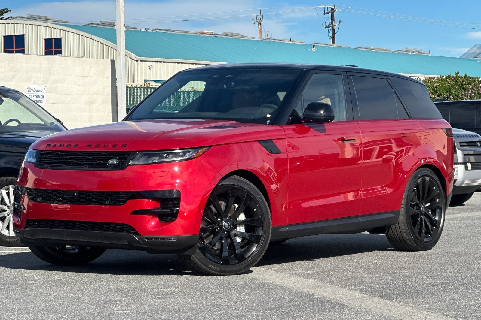 New 2025 Land Rover Range Rover Sport SE