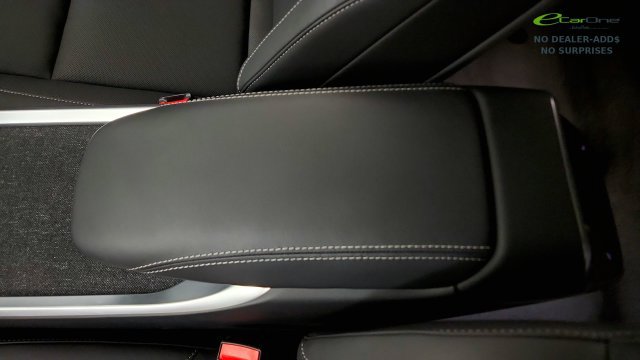 Used 2025 Lucid Air Pure RWD image 72