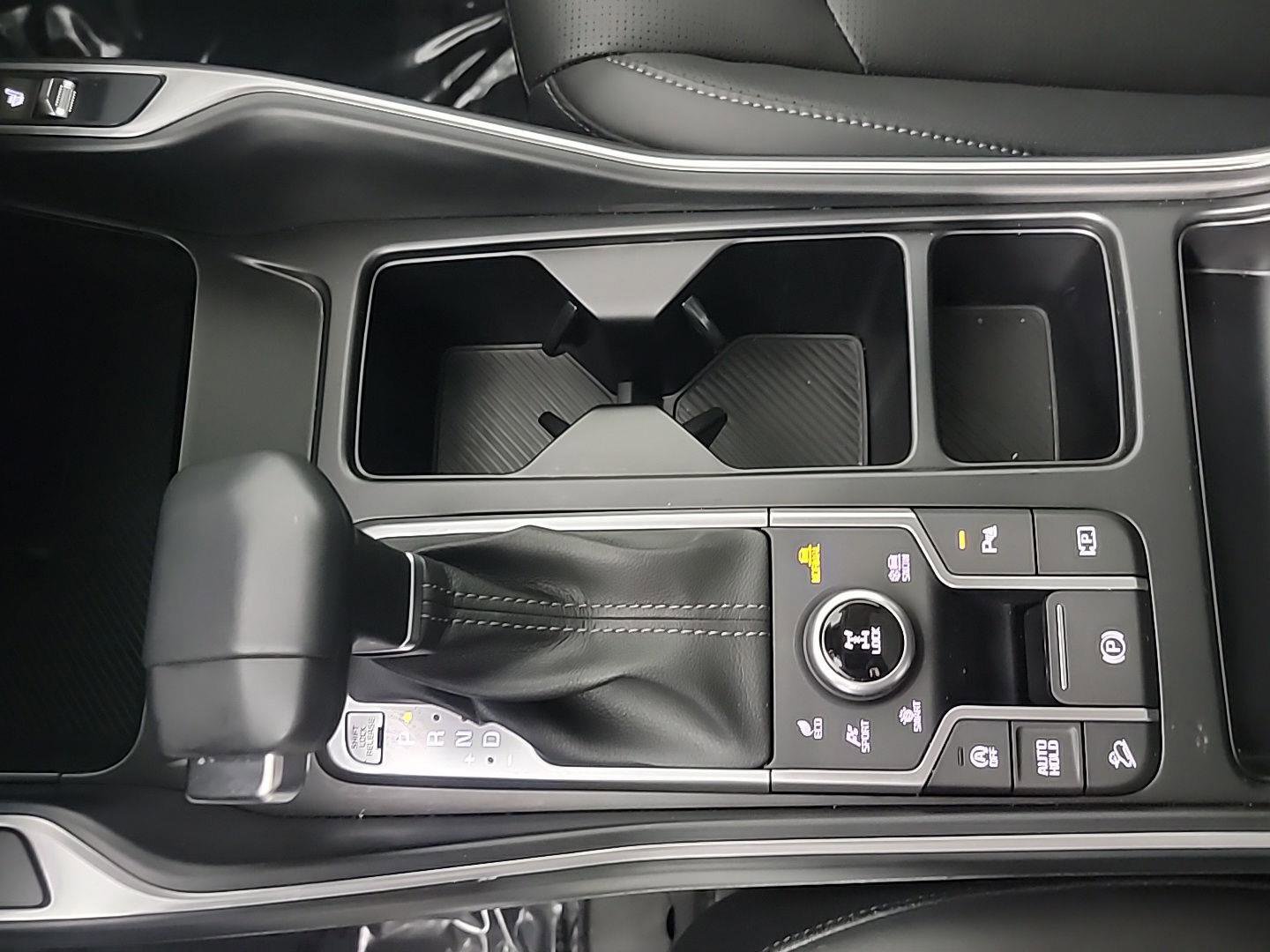 Used 2025 Kia Sorento EX w/ Panoramic Sunroof Package image 35