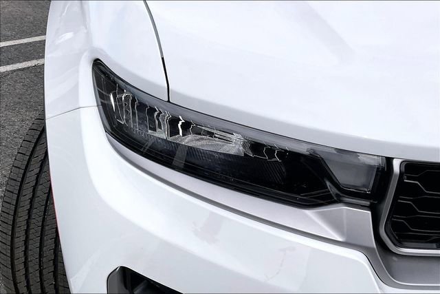 New 2026 Jeep Grand Cherokee Limited w/ Luxury Tech Group II image 11