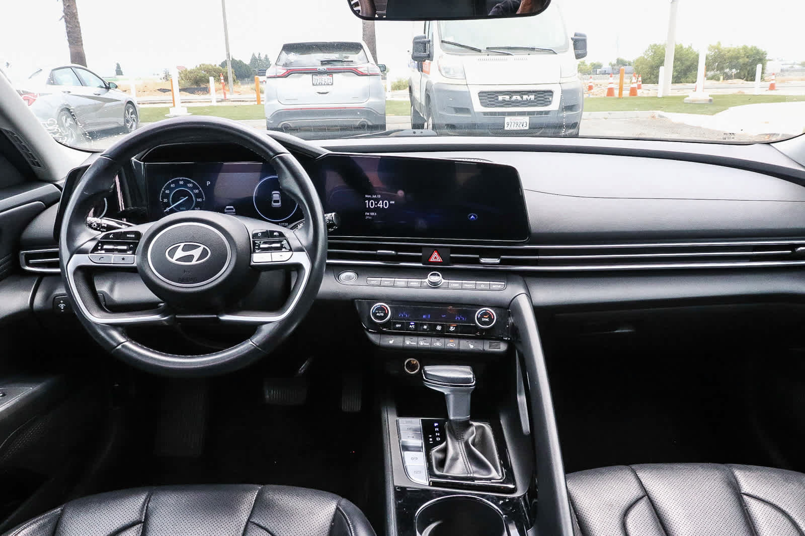 Used 2024 Hyundai Elantra Limited FWD image 19