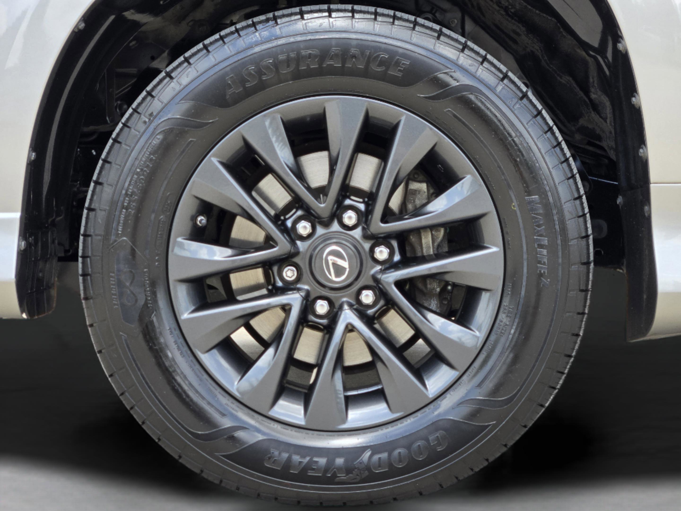 Used 2023 Lexus GX 460 Premium AWD/4WD image 42