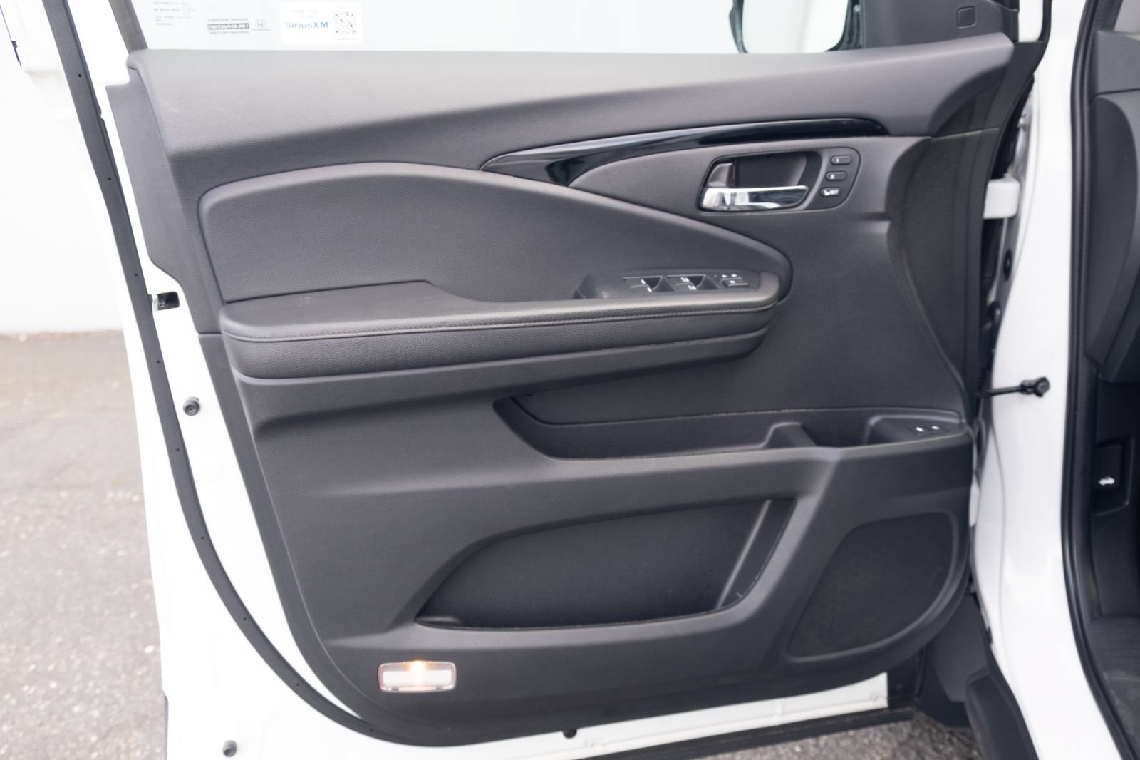 Used 2022 Honda Pilot Touring image 14