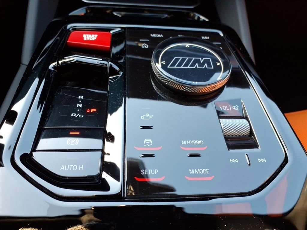 Used 2025 BMW M5 Touring w/ M Driver's Package image 15