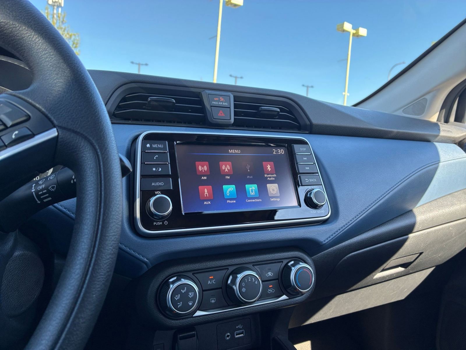 Used 2025 Nissan Versa SV FWD image 20